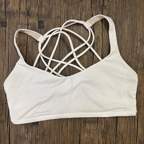 Free to Be Bra - Wild Light Support, A/B Cup - White SZ. 10 - Picture 1 of 5